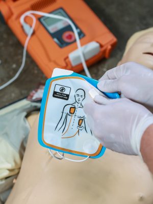 The use of an automatic external defibrillator in conducting a basic cardiopulmonary resuscitation to the victim on the street